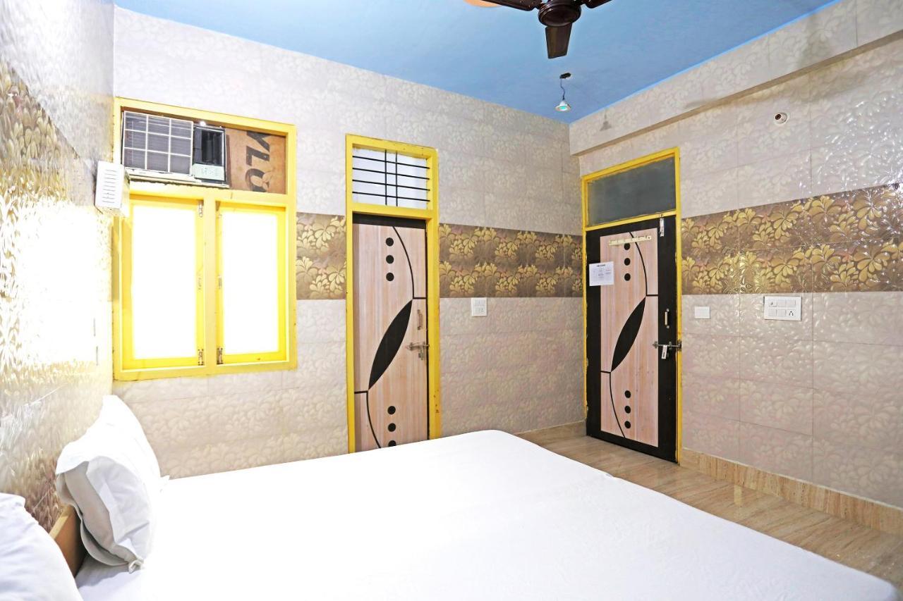 Oyo 44361 Shri Lajjaram Ashram Hotel Vrindavan Luaran gambar