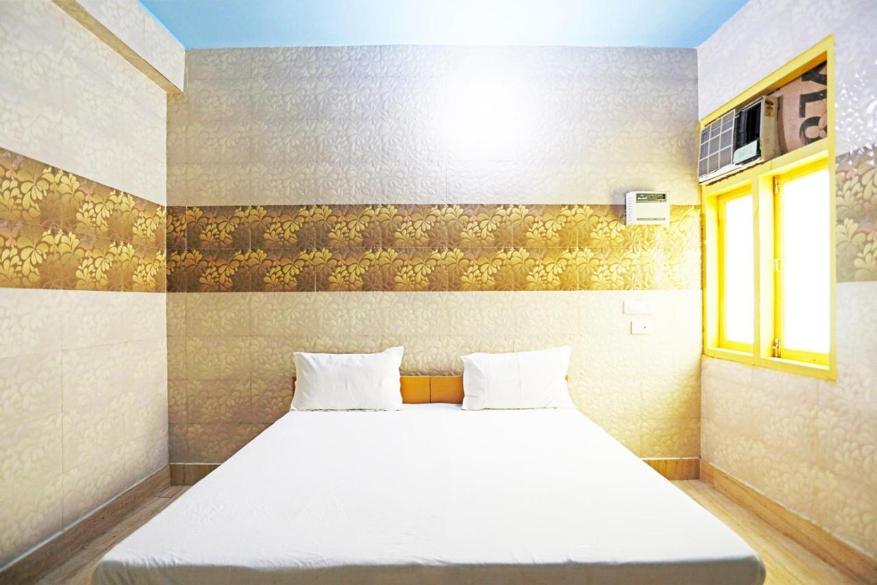 Oyo 44361 Shri Lajjaram Ashram Hotel Vrindavan Luaran gambar